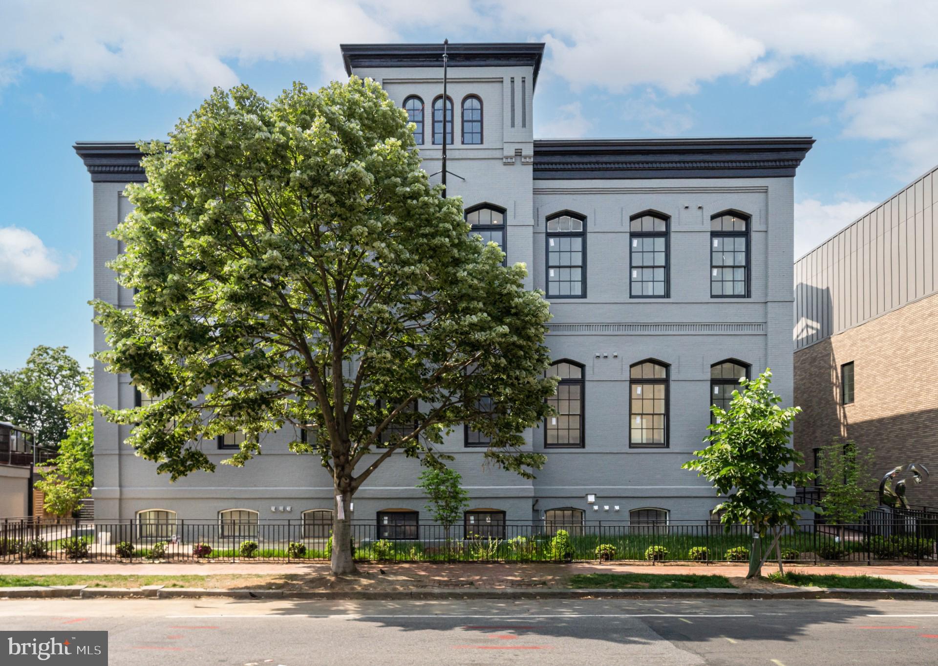 440 R St NW #102