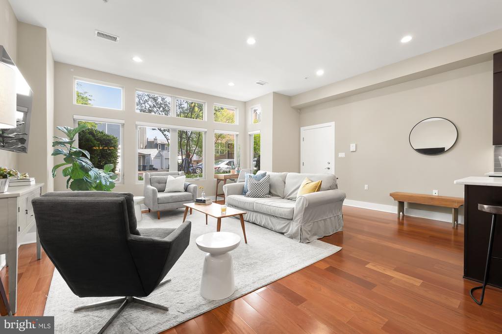 762 Park Rd NW #2