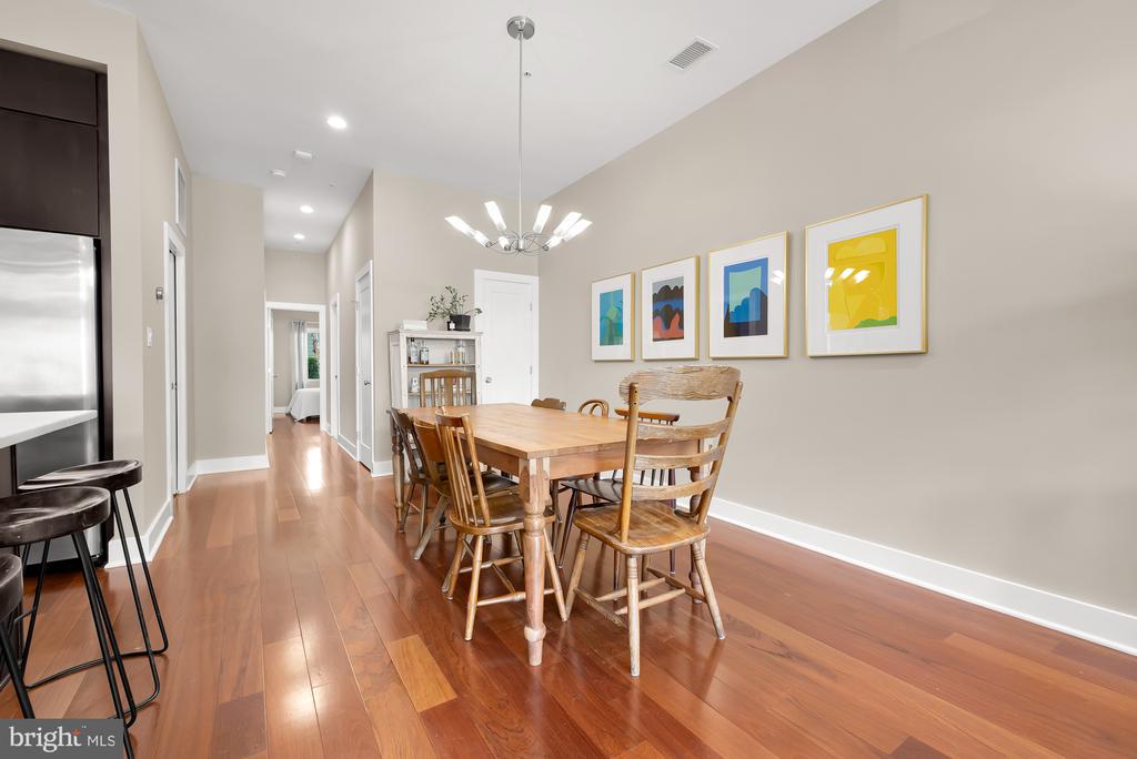 762 Park Rd NW #2
