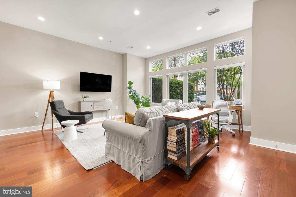 762 Park Rd NW #2