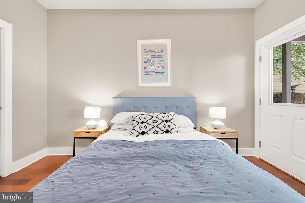 762 Park Rd NW #2