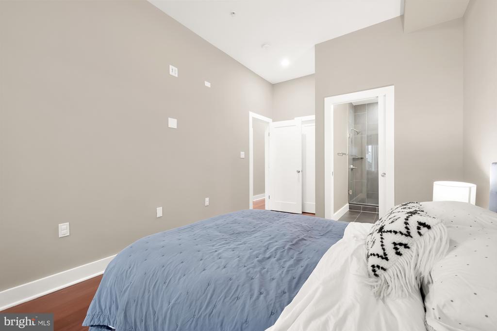 762 Park Rd NW #2