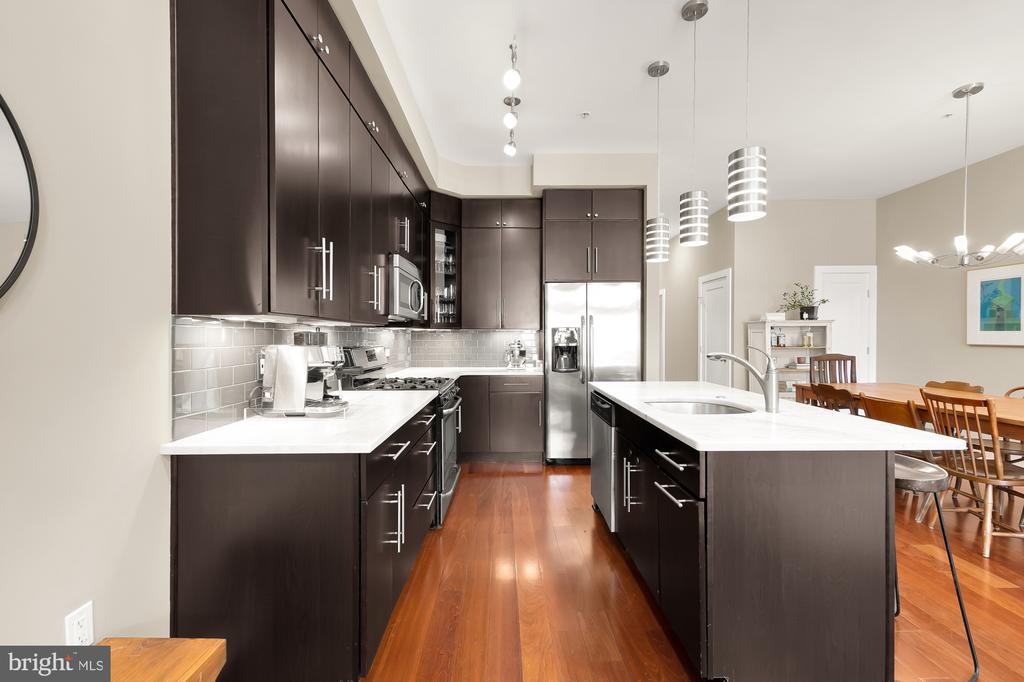 762 Park Rd NW #2