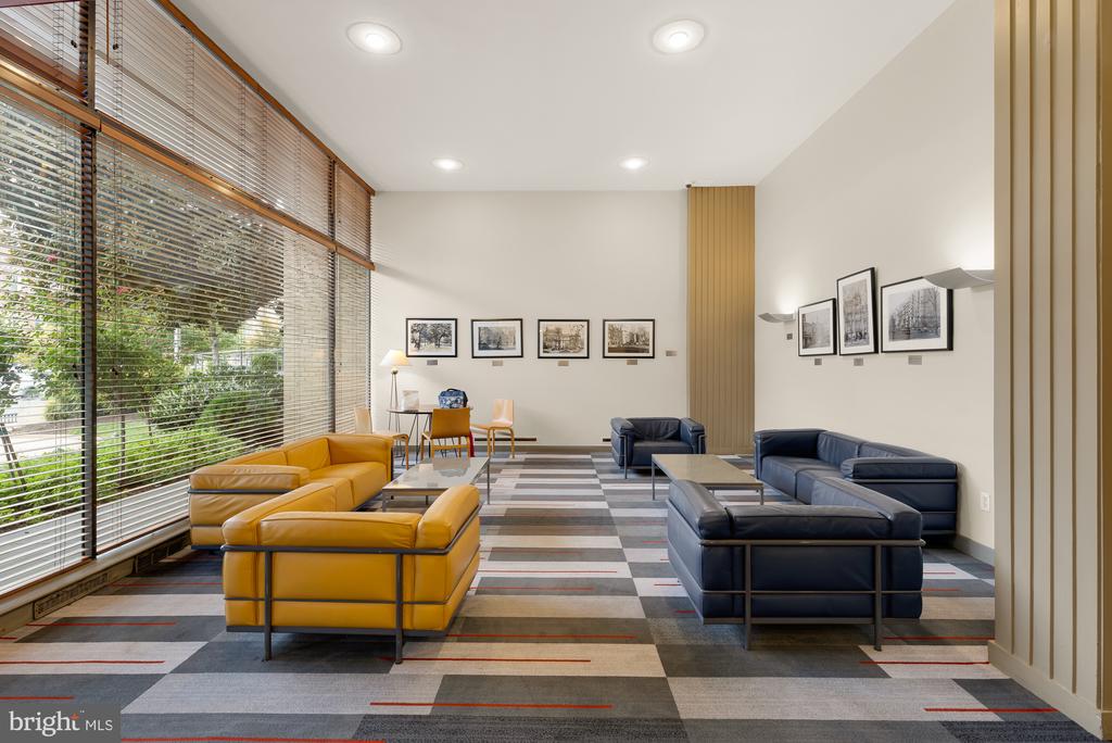 1711 Massachusetts Ave NW #216