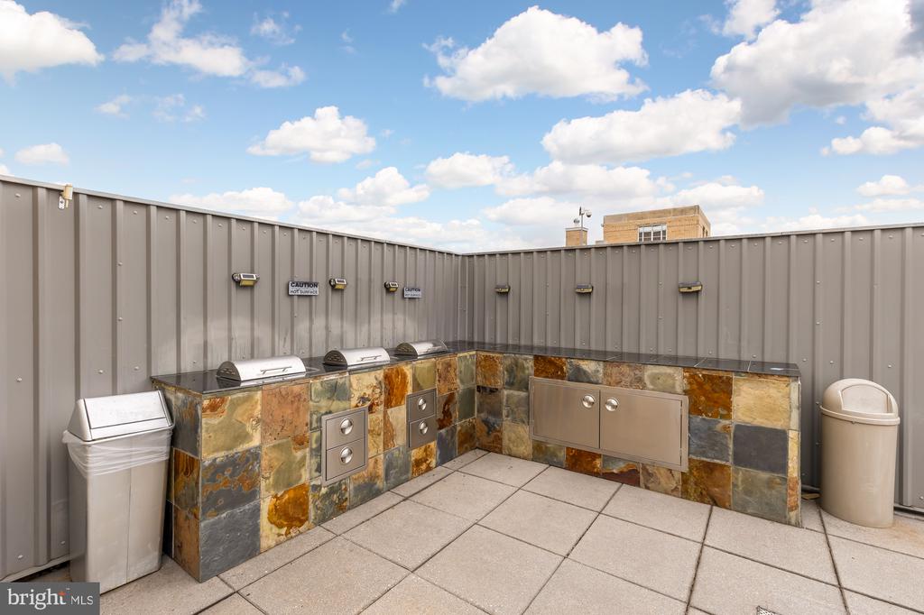 1711 Massachusetts Ave NW #216