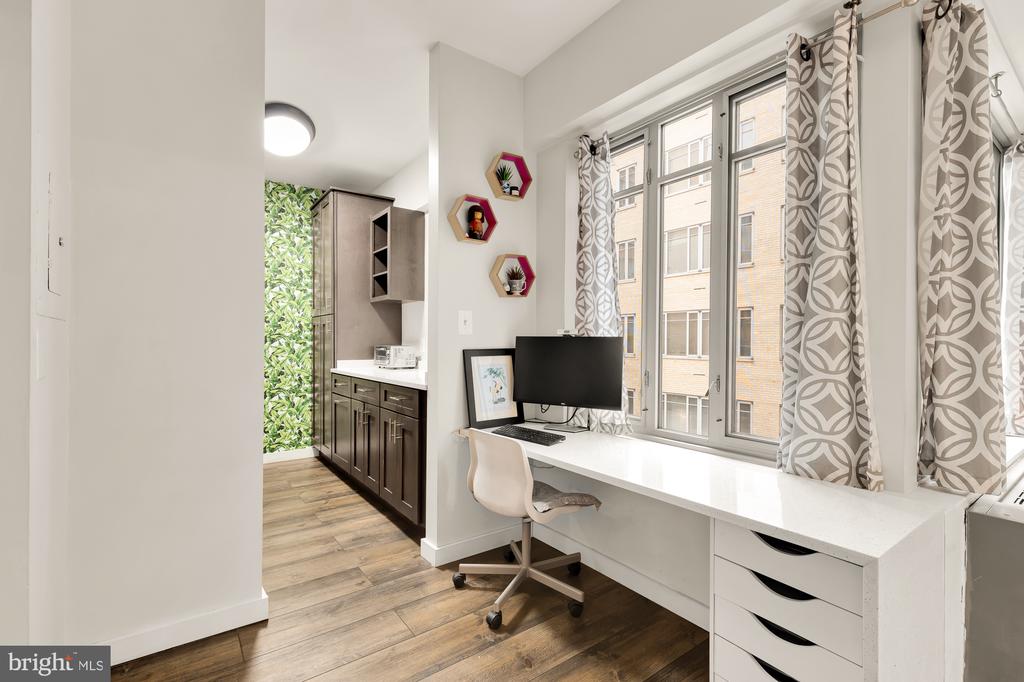 1711 Massachusetts Ave NW #216