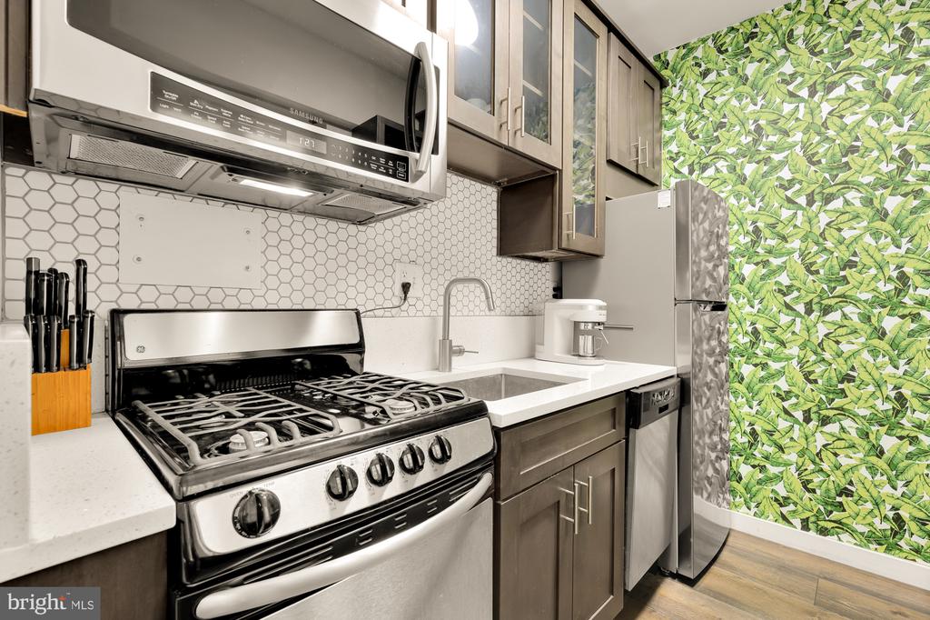 1711 Massachusetts Ave NW #216
