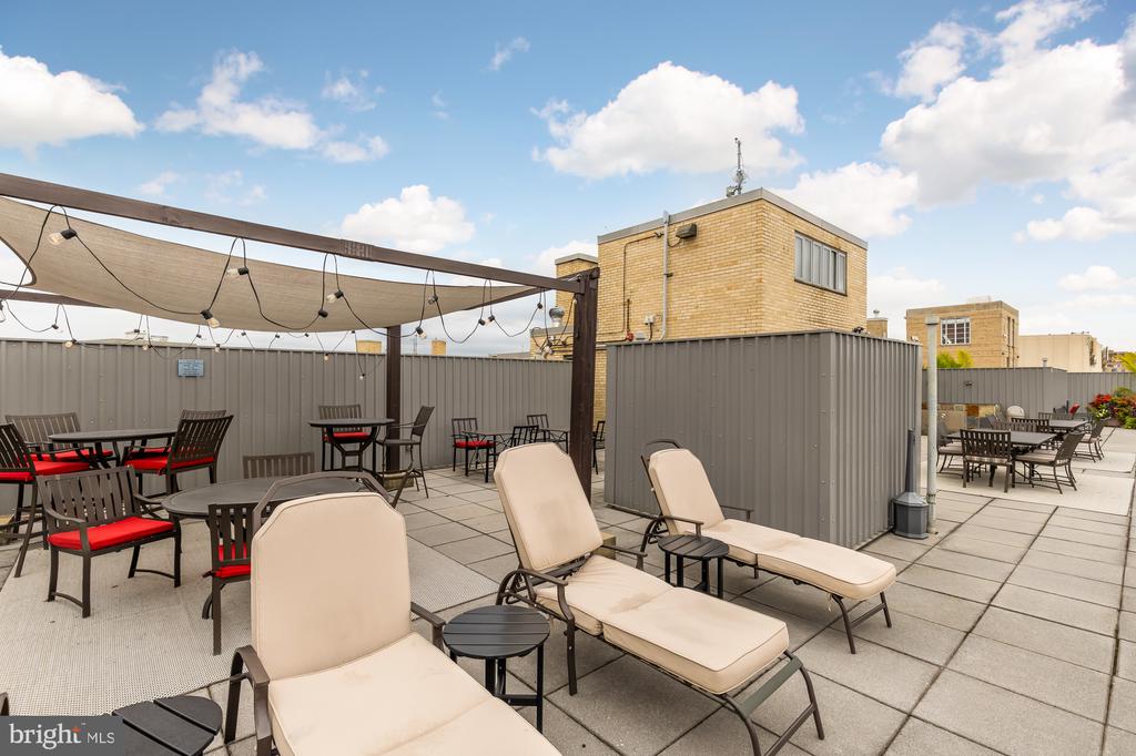 1711 Massachusetts Ave NW #216