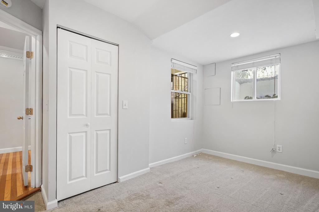 1132 Jefferson St NW