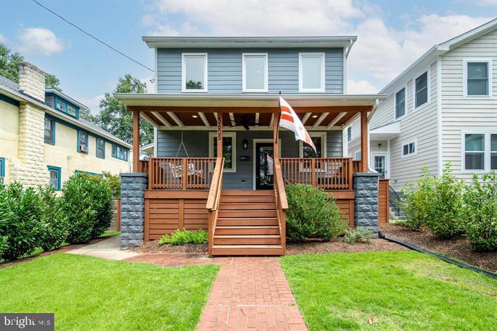 3605 S Dakota Ave NE