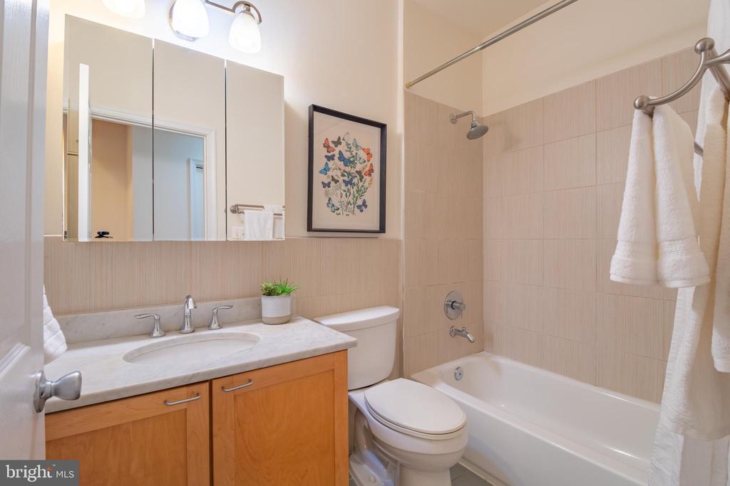 1306 Childress St NE #8