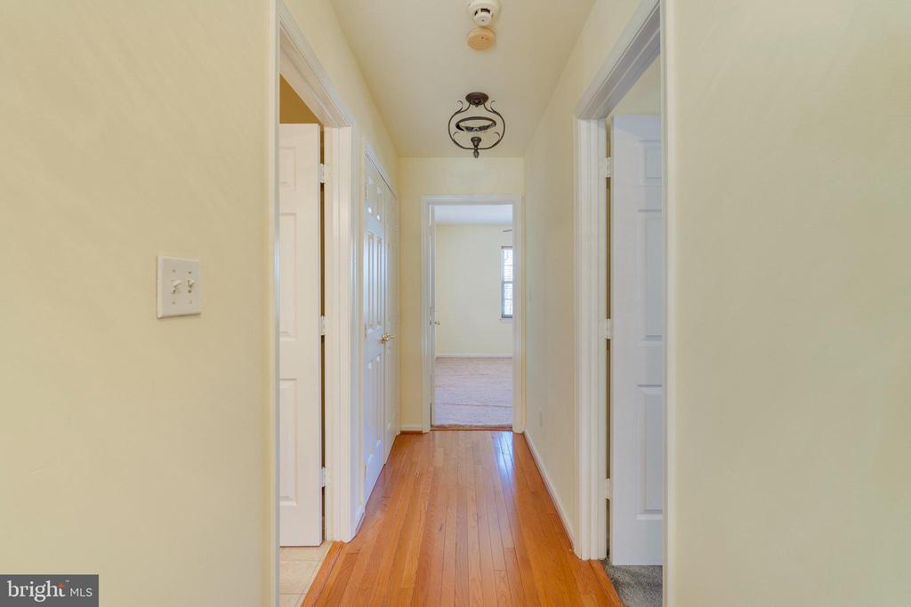 1207 33rd Pl SE