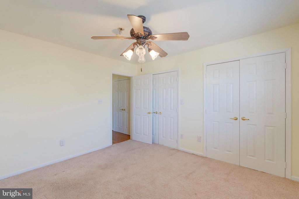 1207 33rd Pl SE