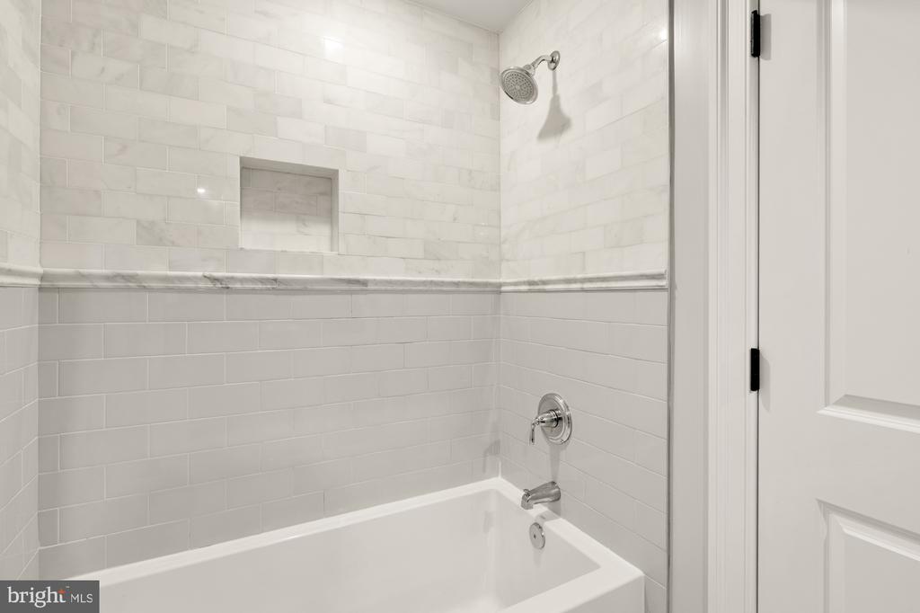 1717 Euclid St NW #2