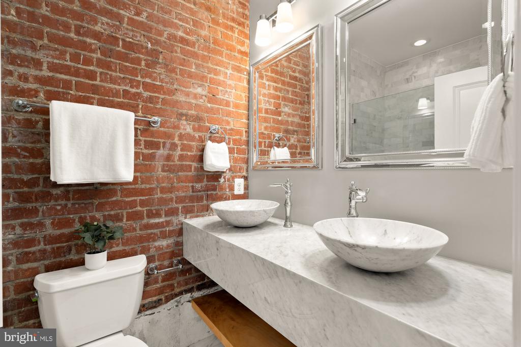 1717 Euclid St NW #2