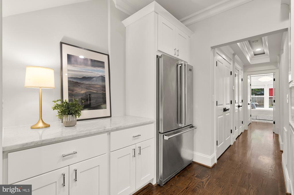 1717 Euclid St NW #2
