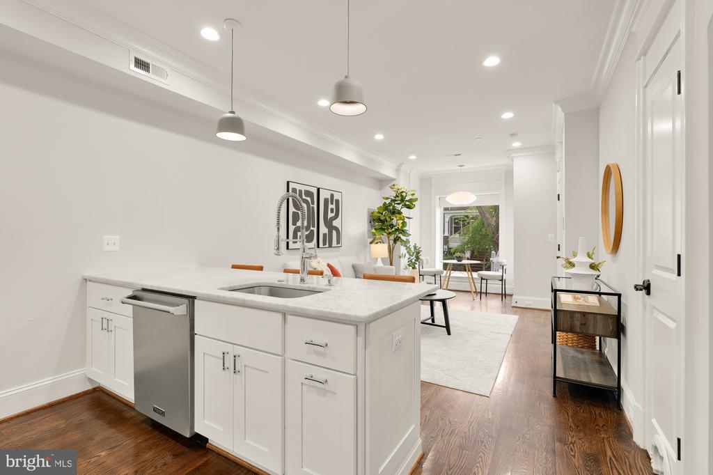 1717 Euclid St NW #2