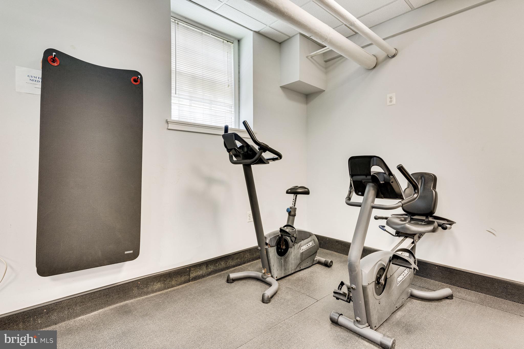 3901 CONNECTICUT AVENUE NW 402