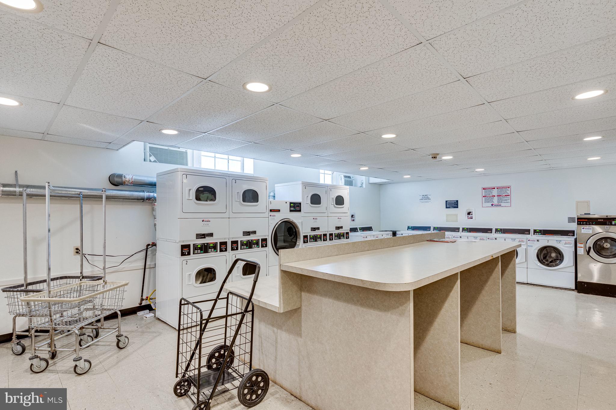 3901 CONNECTICUT AVENUE NW 402