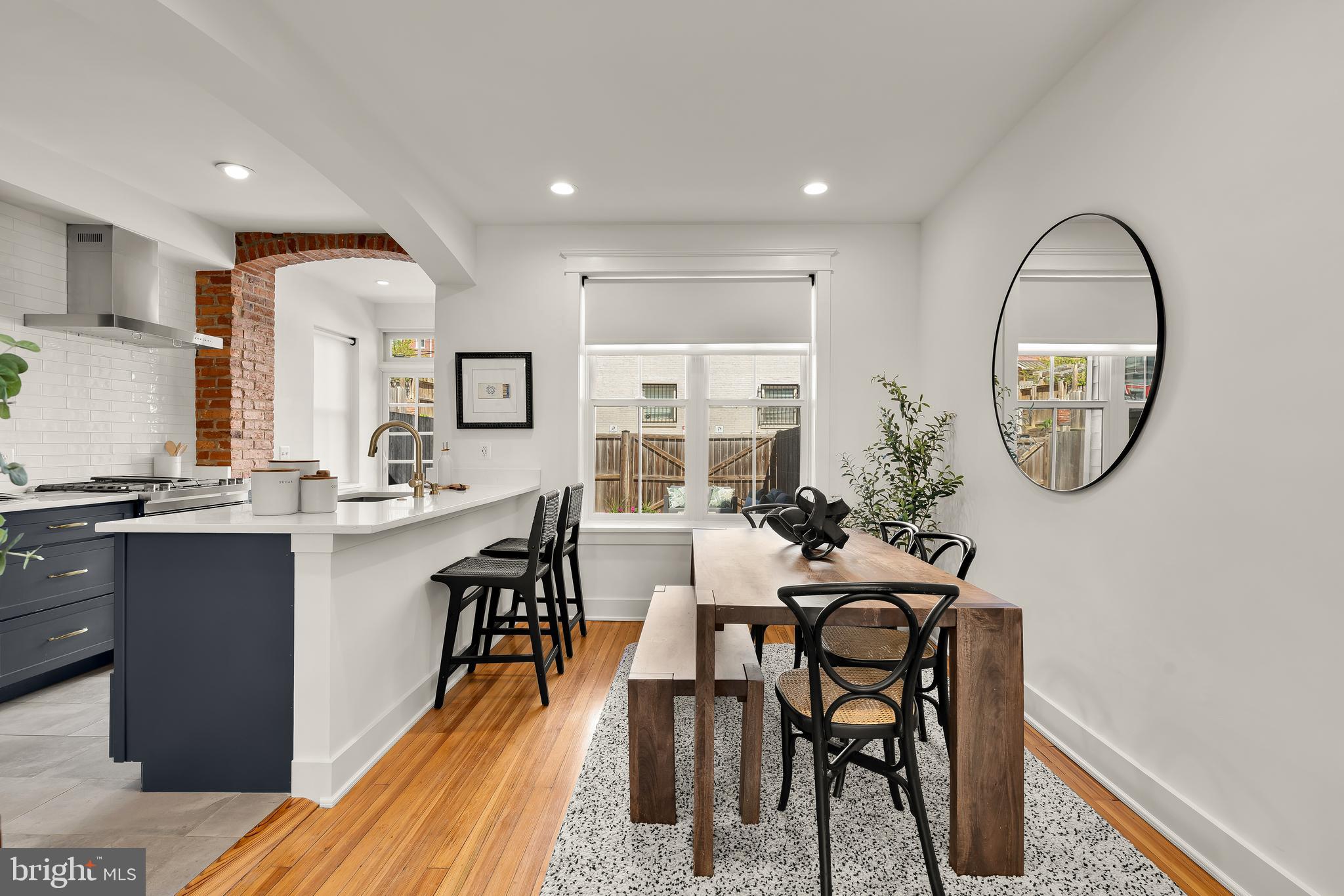 409 COLUMBIA ROAD NW