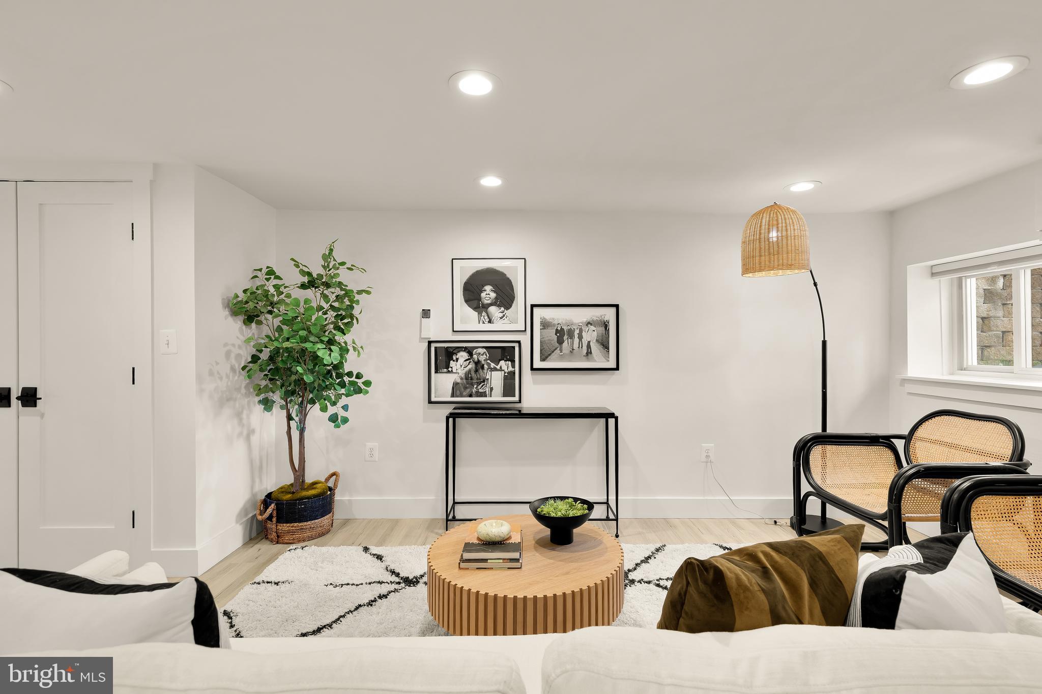 409 COLUMBIA ROAD NW