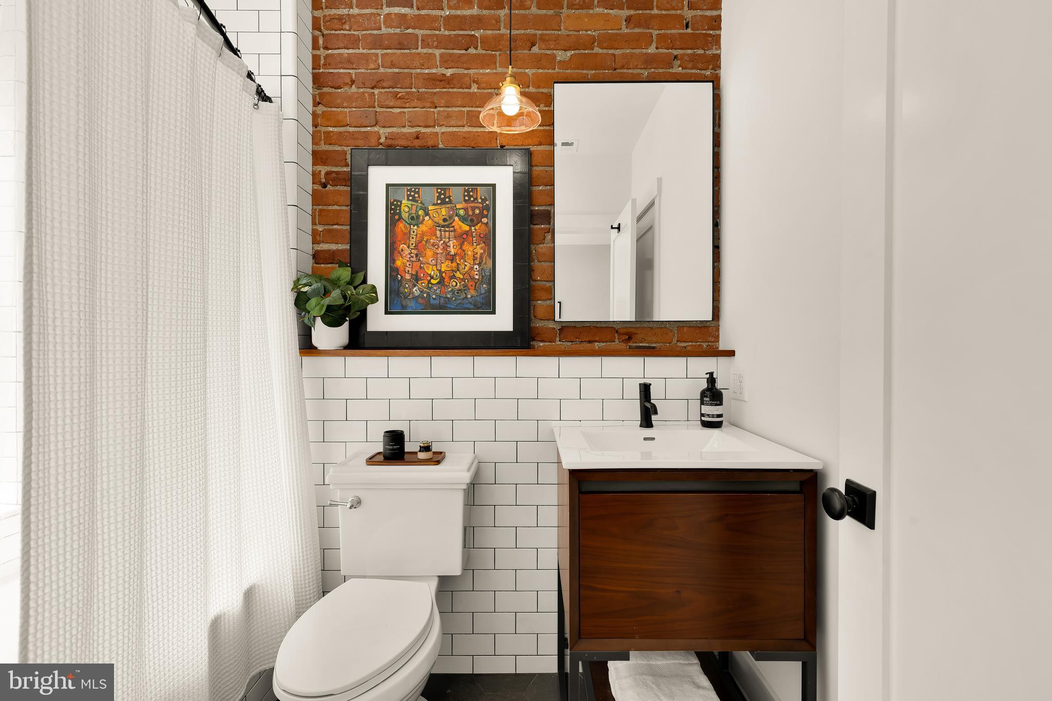 409 COLUMBIA ROAD NW