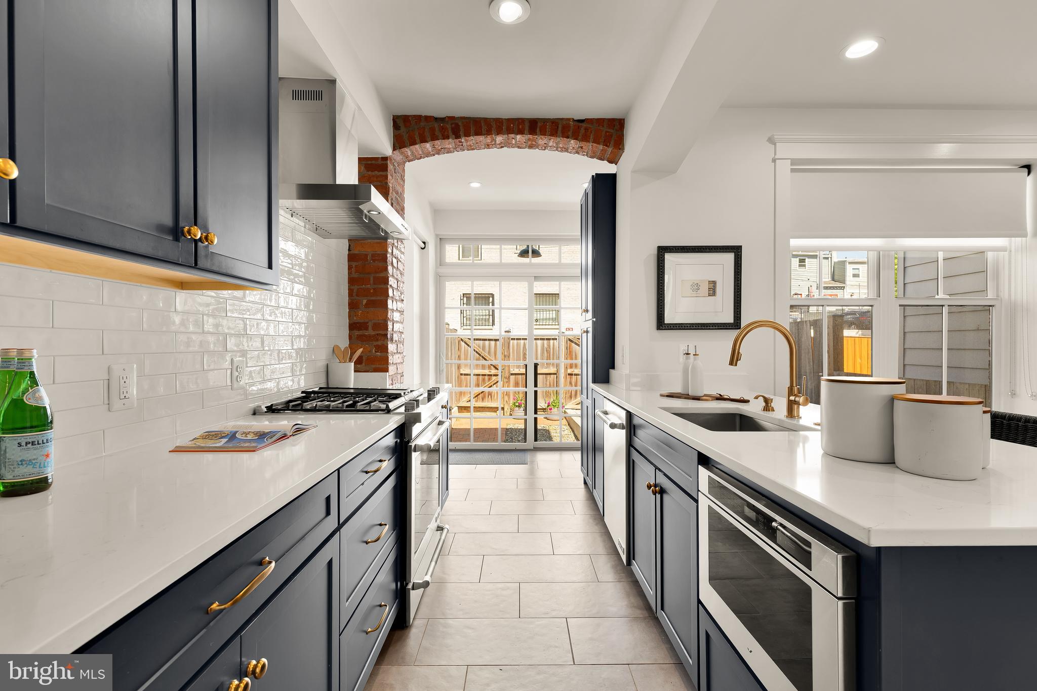 409 COLUMBIA ROAD NW