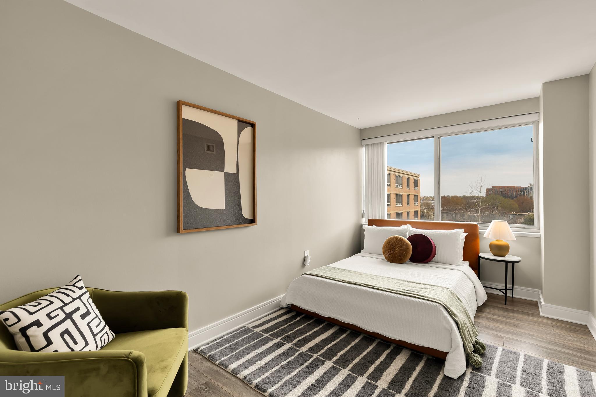 800 4TH STREET SW S409