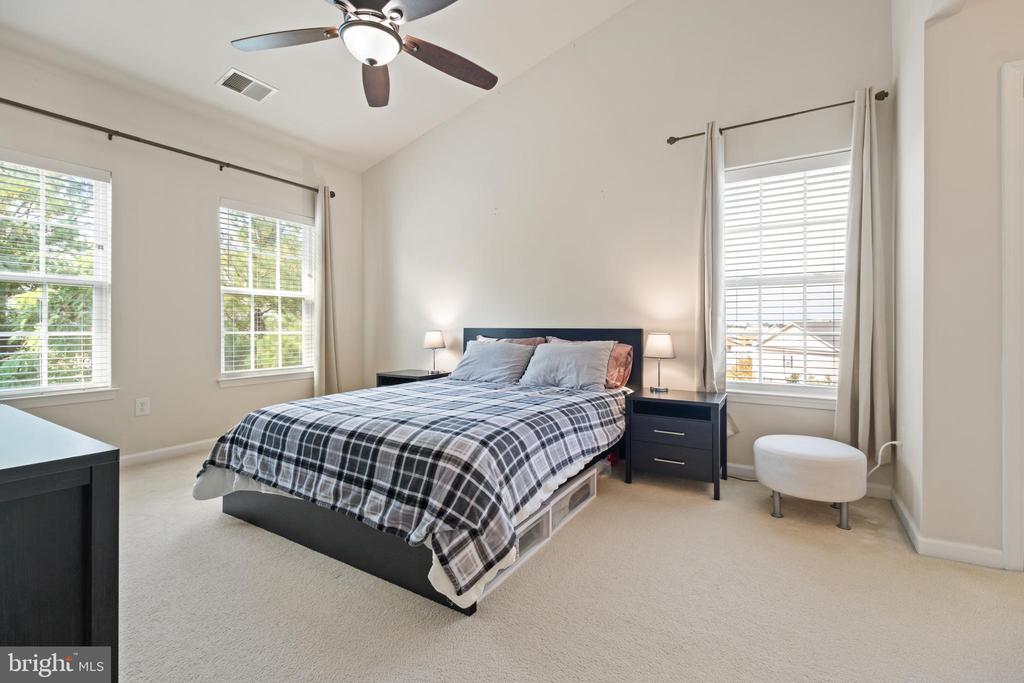 1622 HARDWICK COURT 403