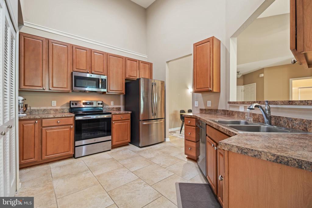 1622 HARDWICK COURT 403