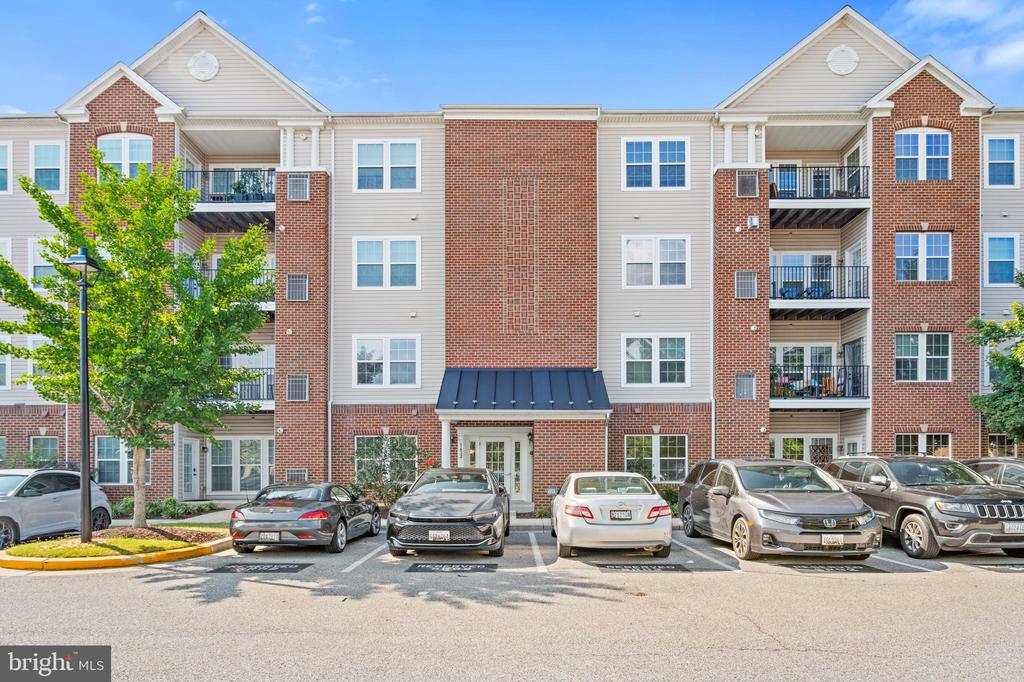 1622 HARDWICK COURT 403