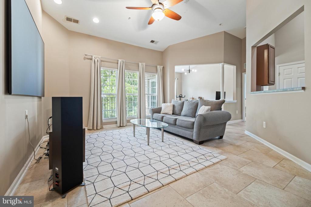 1622 HARDWICK COURT 403