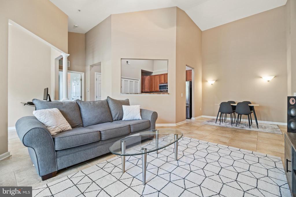 1622 HARDWICK COURT 403