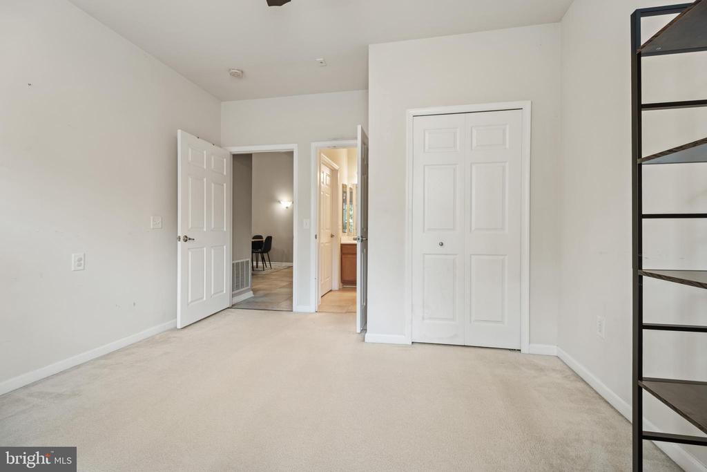 1622 HARDWICK COURT 403