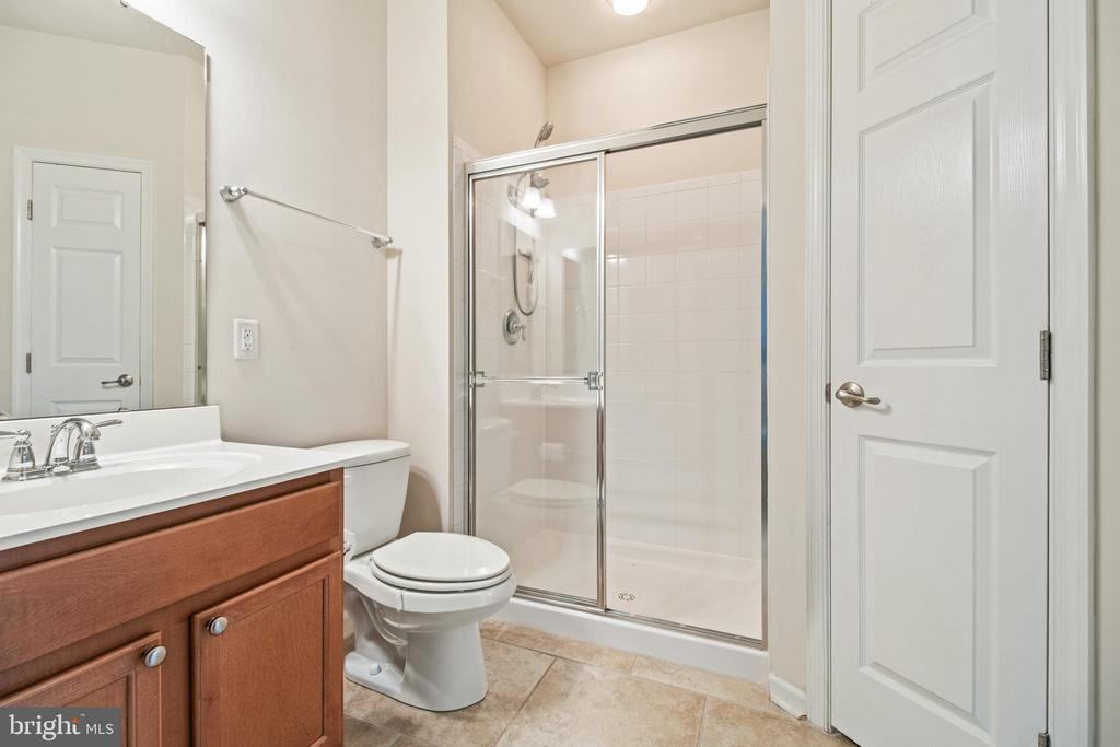 1622 HARDWICK COURT 403