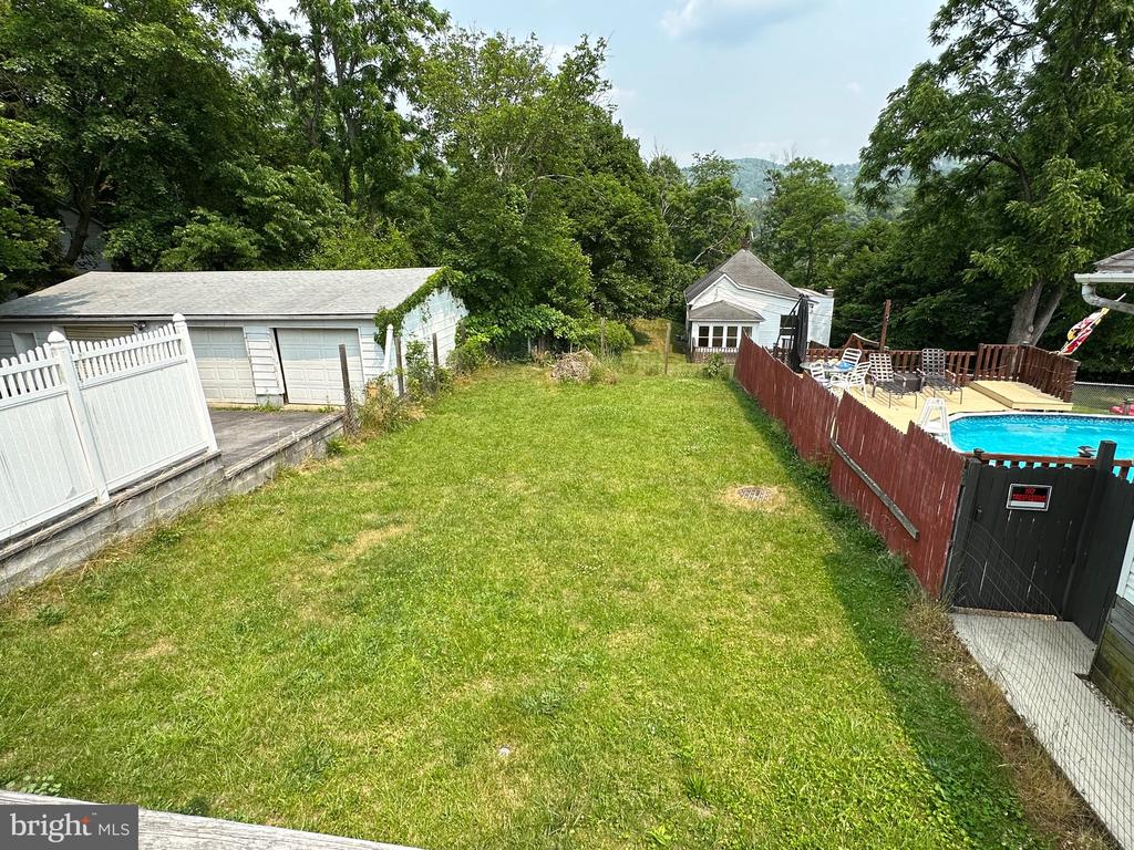 153 Wood St