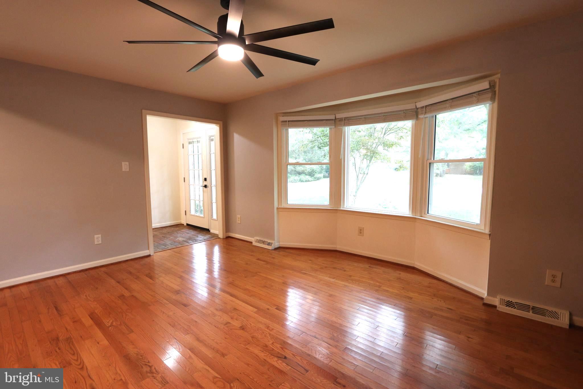 10368 Andrea Ln