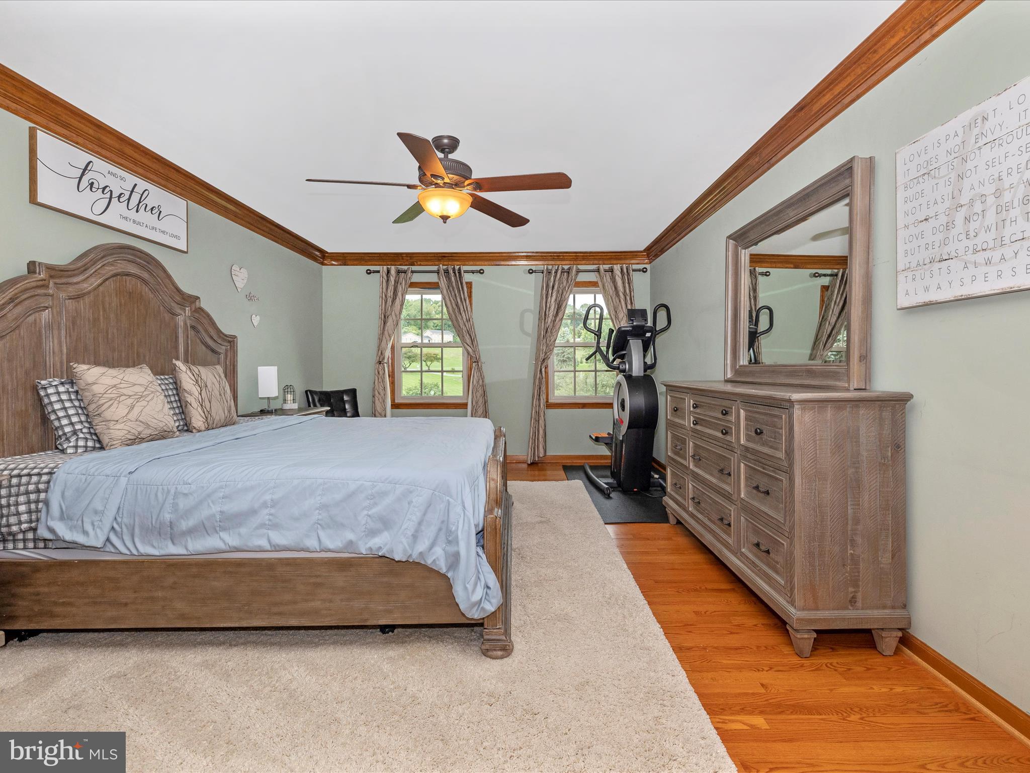 5210 Hayloft Ct