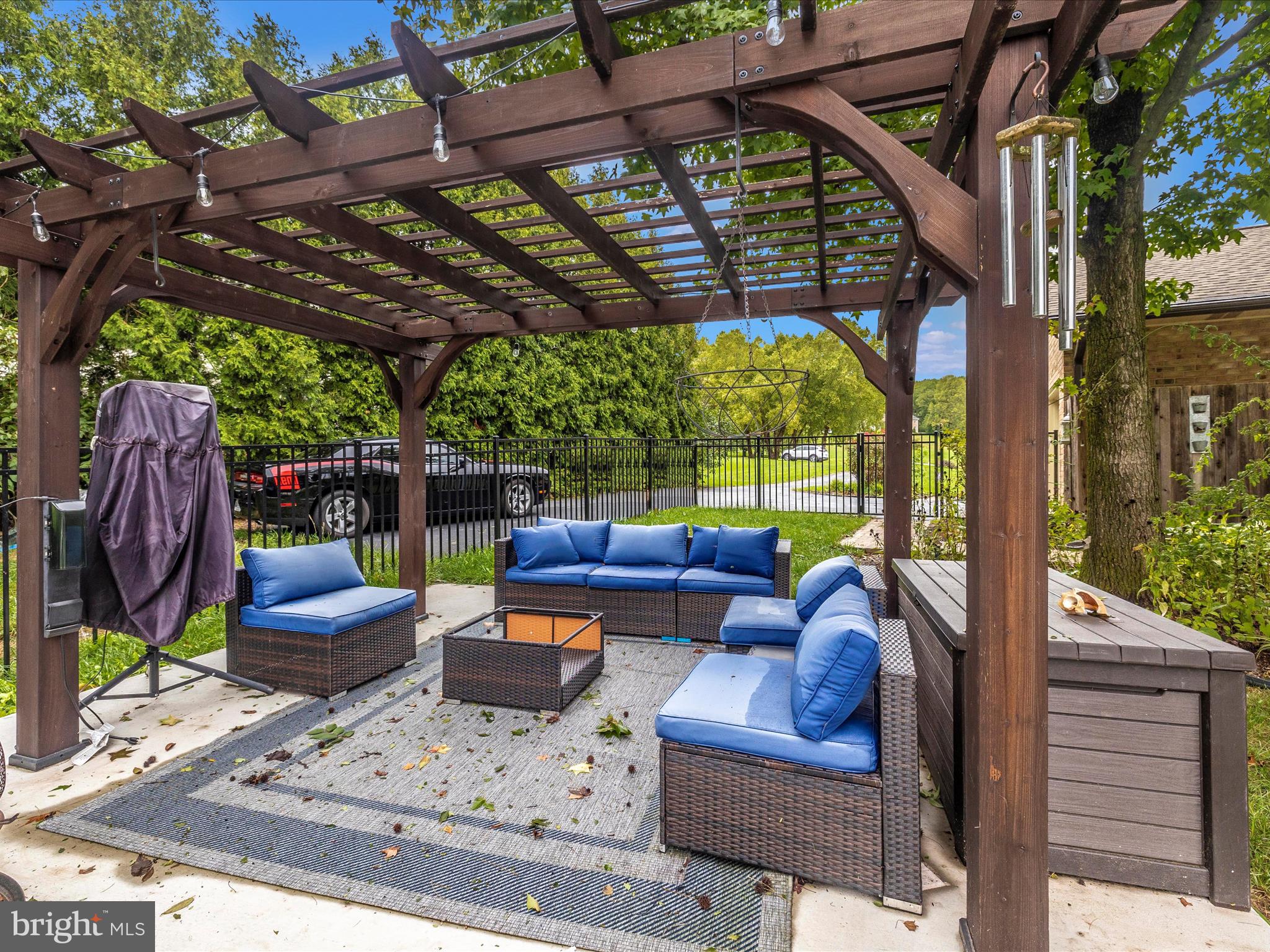 5210 Hayloft Ct