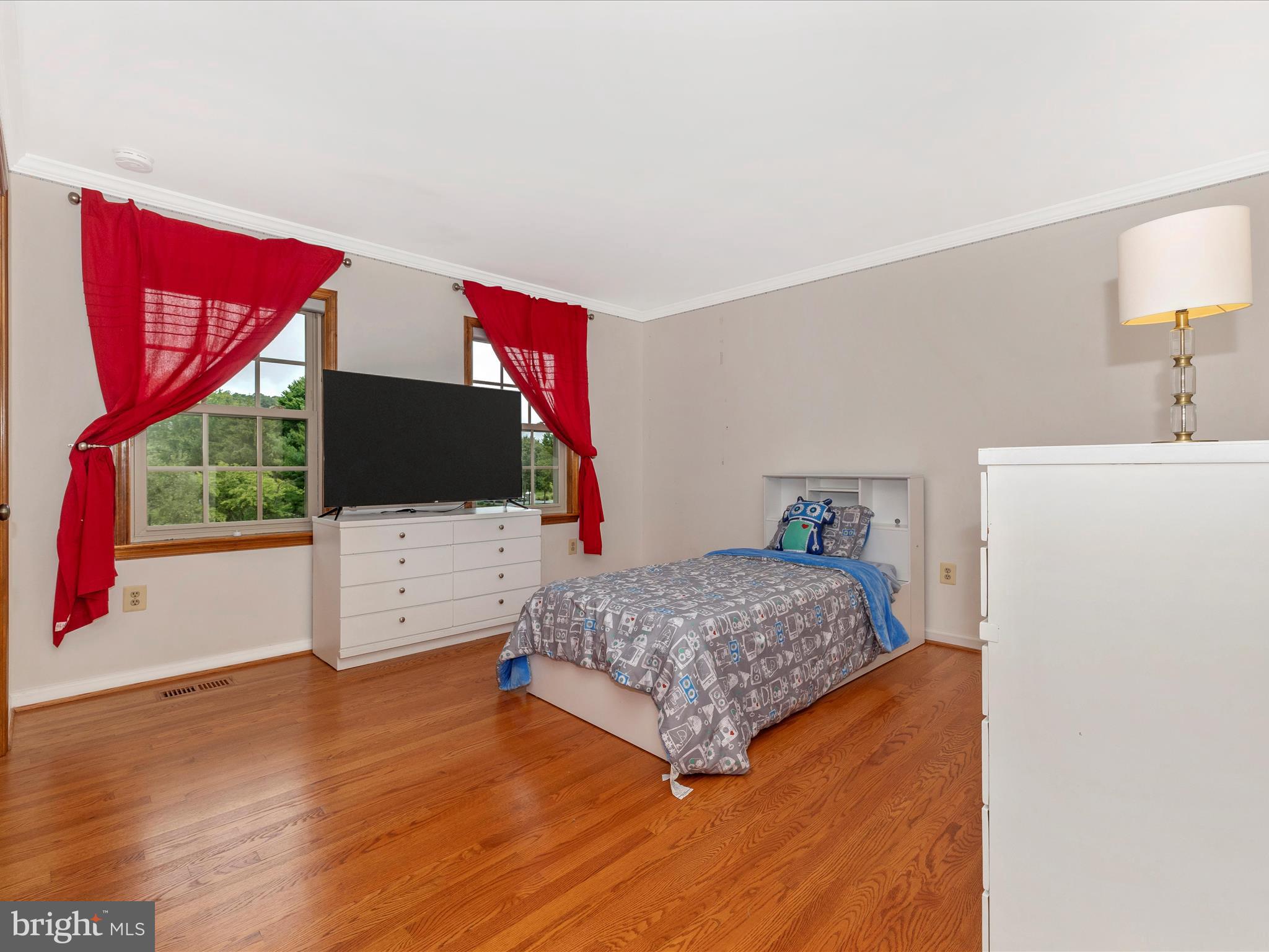 5210 Hayloft Ct