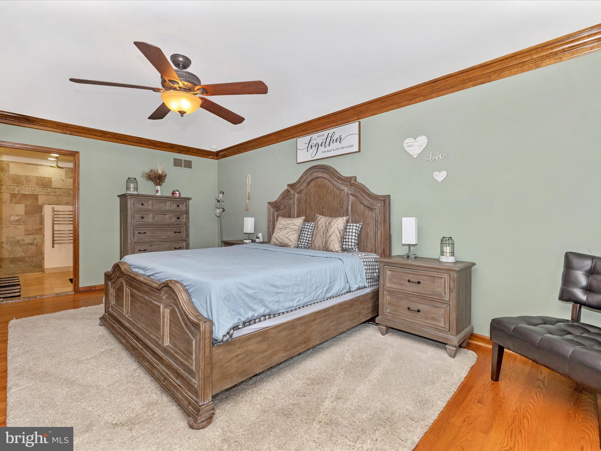 5210 Hayloft Ct