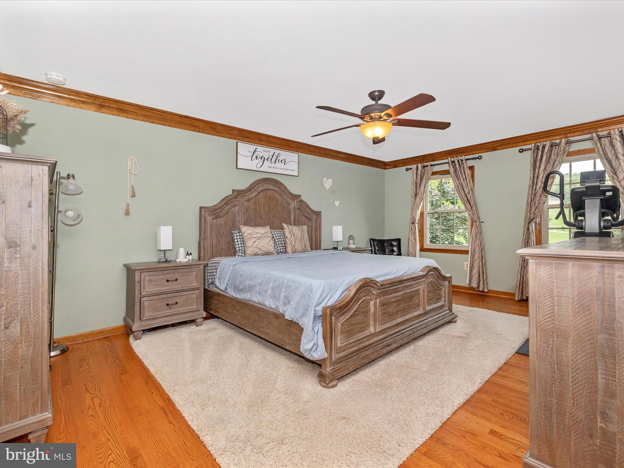 5210 Hayloft Ct
