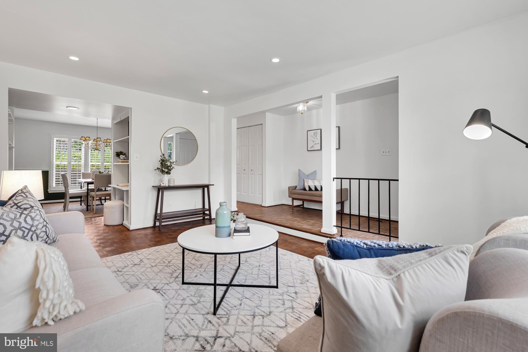 9451 Chatteroy Pl