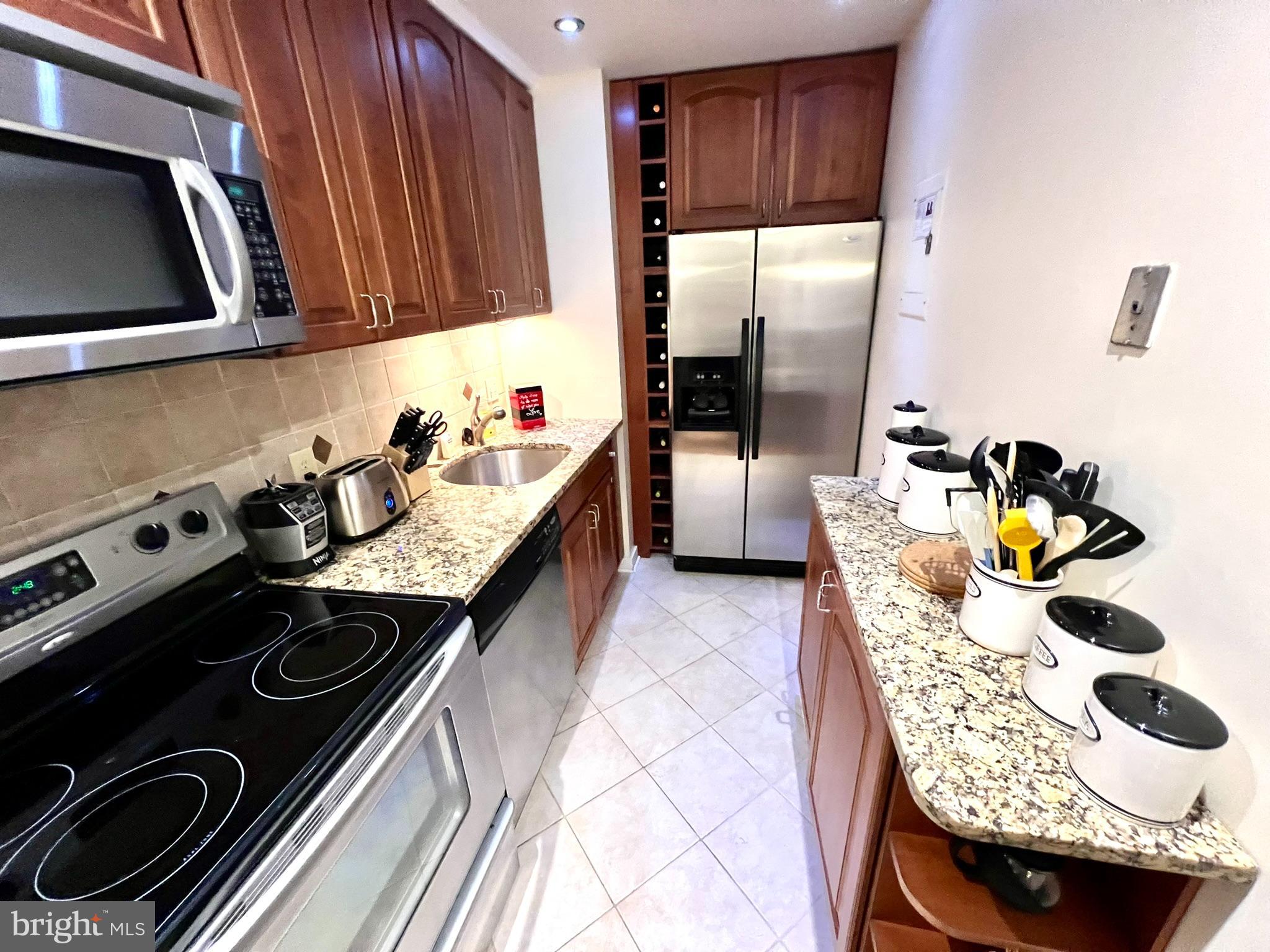 2212 Washington Ave #2212-W