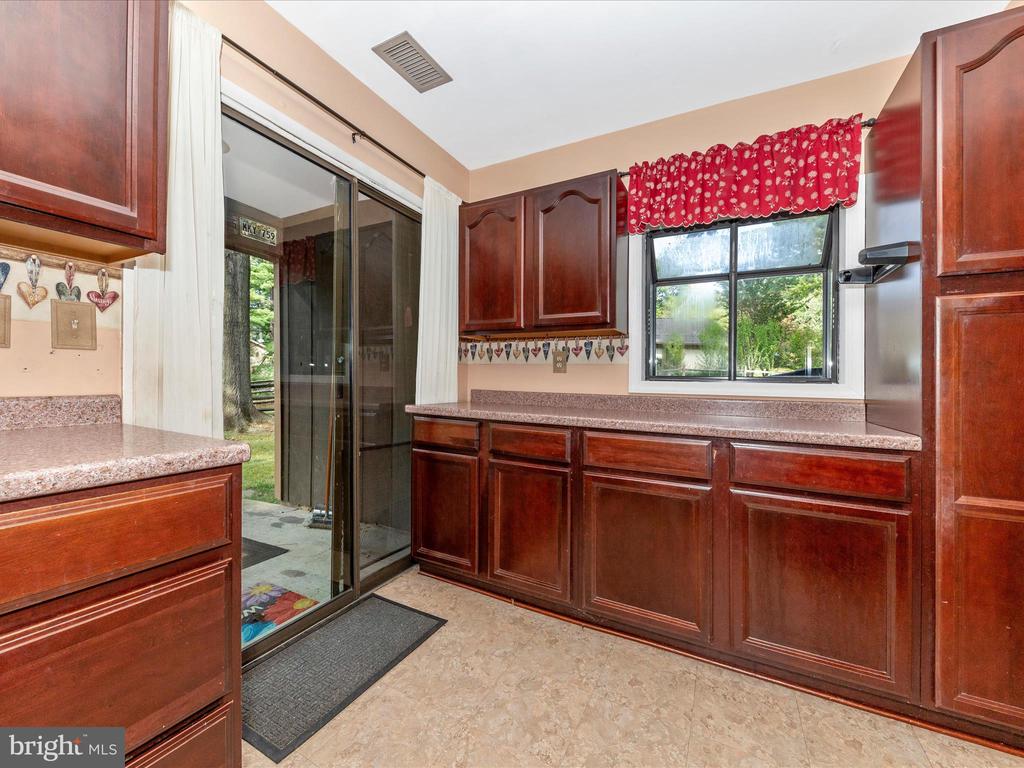 10720 Wayridge Dr