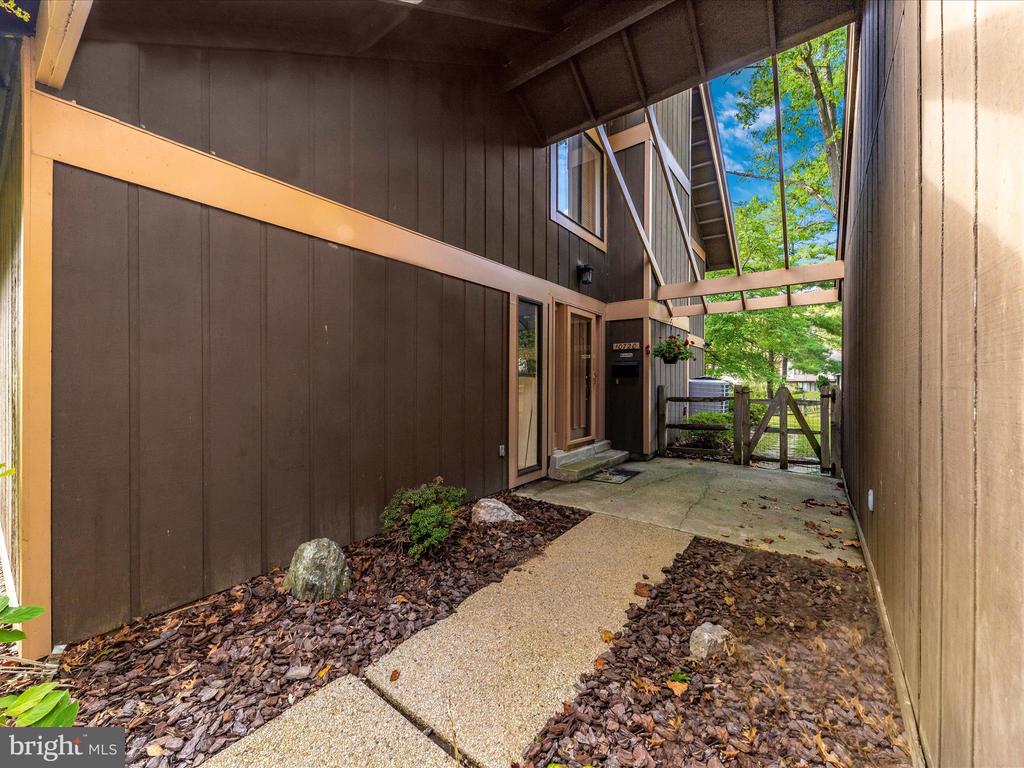 10720 Wayridge Dr