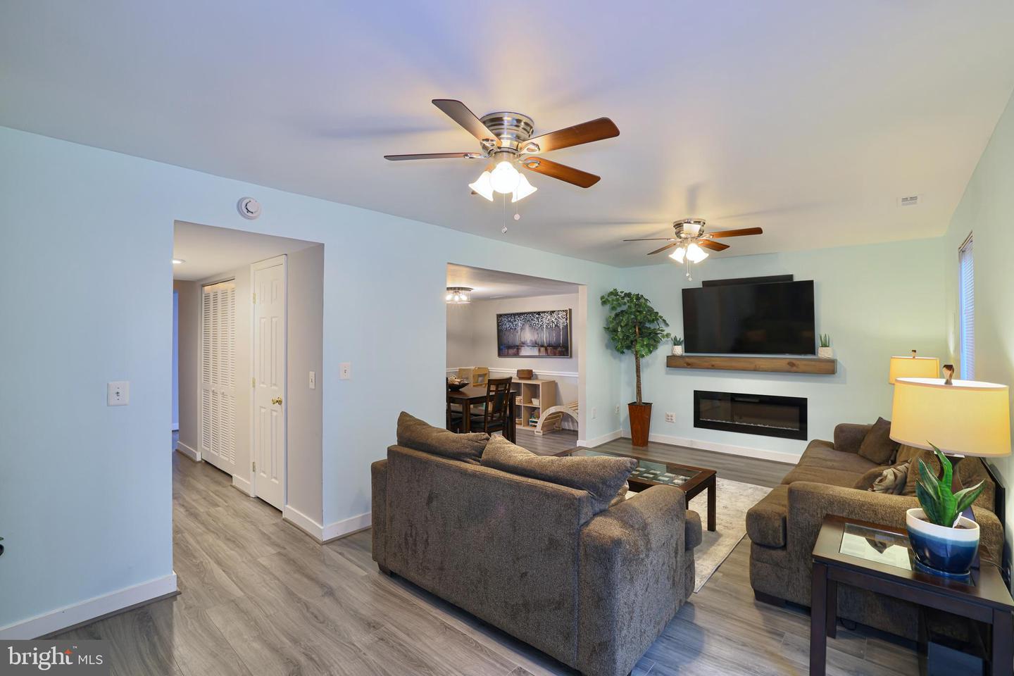 6538 Buckland Ct