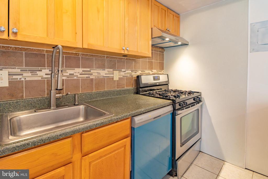 5416 85th Ave #201
