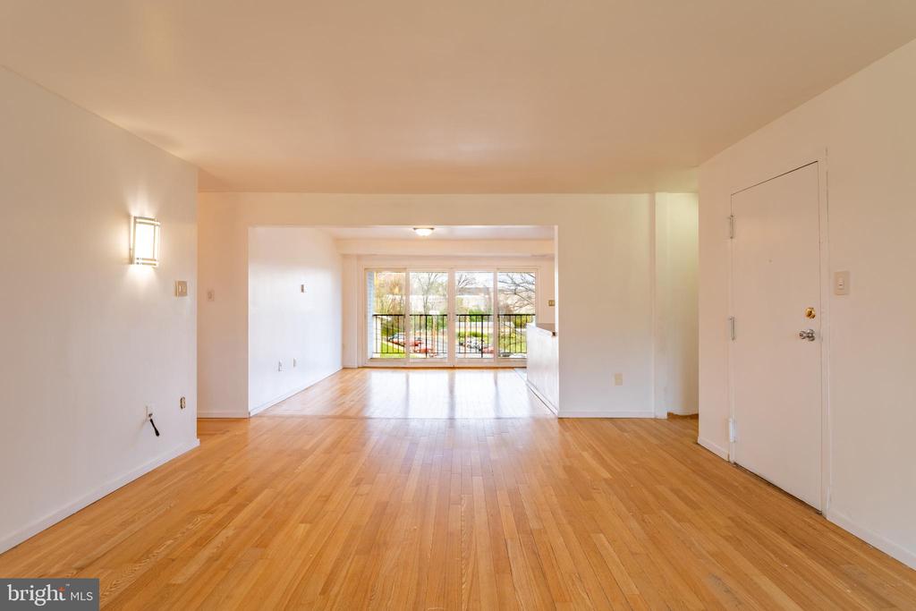 5416 85th Ave #201