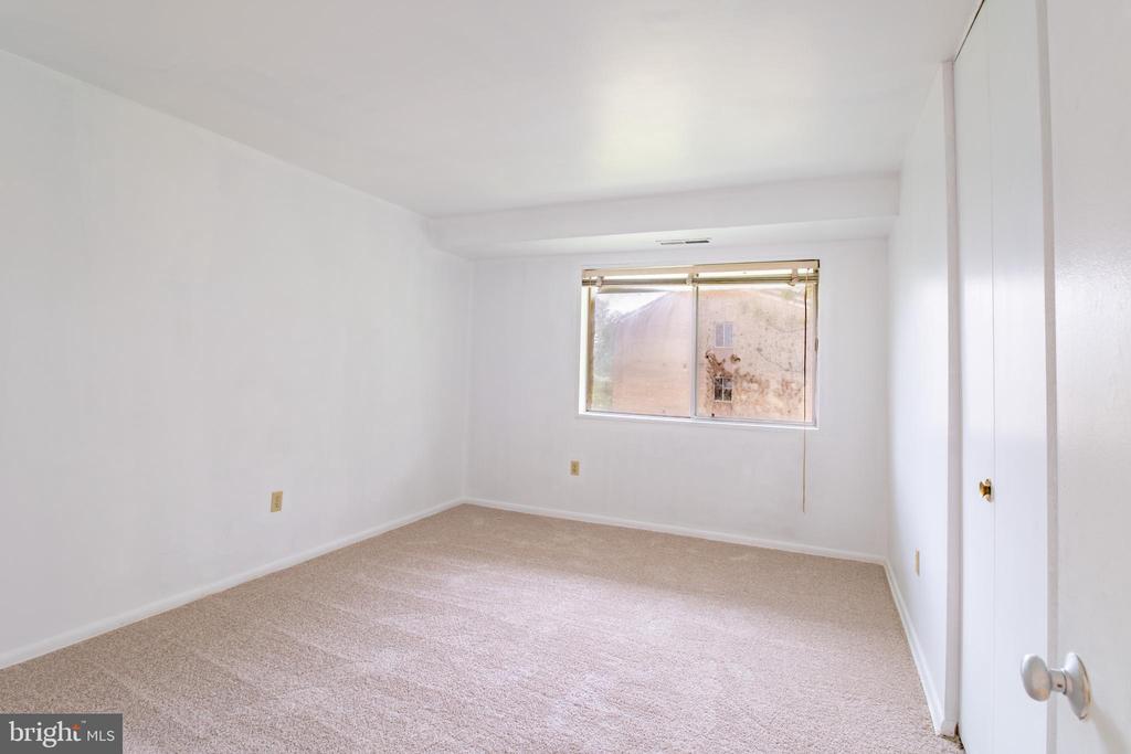 5416 85th Ave #201
